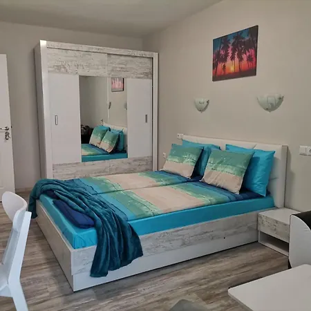 прекрасен с гледка към морето в * Carewo
